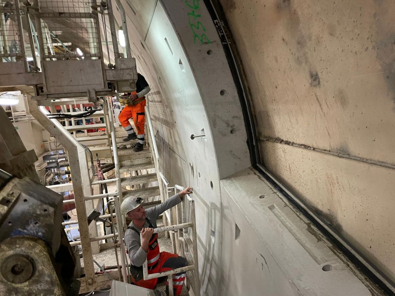 Ein Tübbingring ist zwei Meter breit und wiegt rund 80 Tonnen. (Foto: Bauüberwachung INGE Tunnel Rastatt)