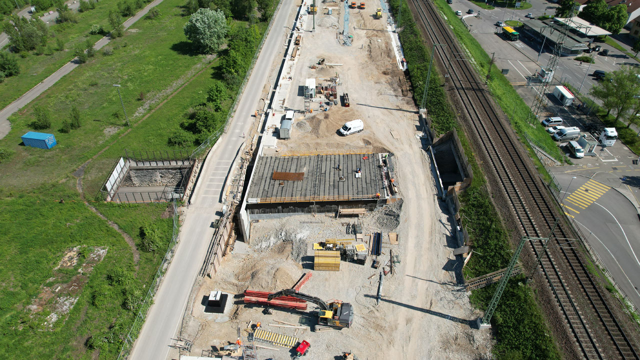 Der Brückenüberbau ist seit Mai 2022 hergestellt. (Foto: Jürgen Schmidt)