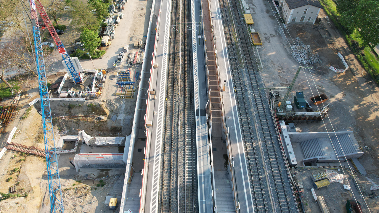 Mai 2023: Die Treppe auf der Westseite ist bereits hergestellt. (Foto: Jürgen Schmidt)